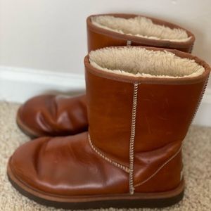 Uggs Cognac Brown Leather